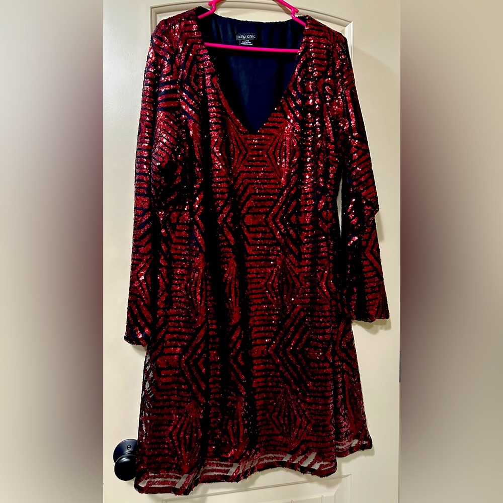 Bright Lights Sequin V-Neck Long Sleeve Dress size 20